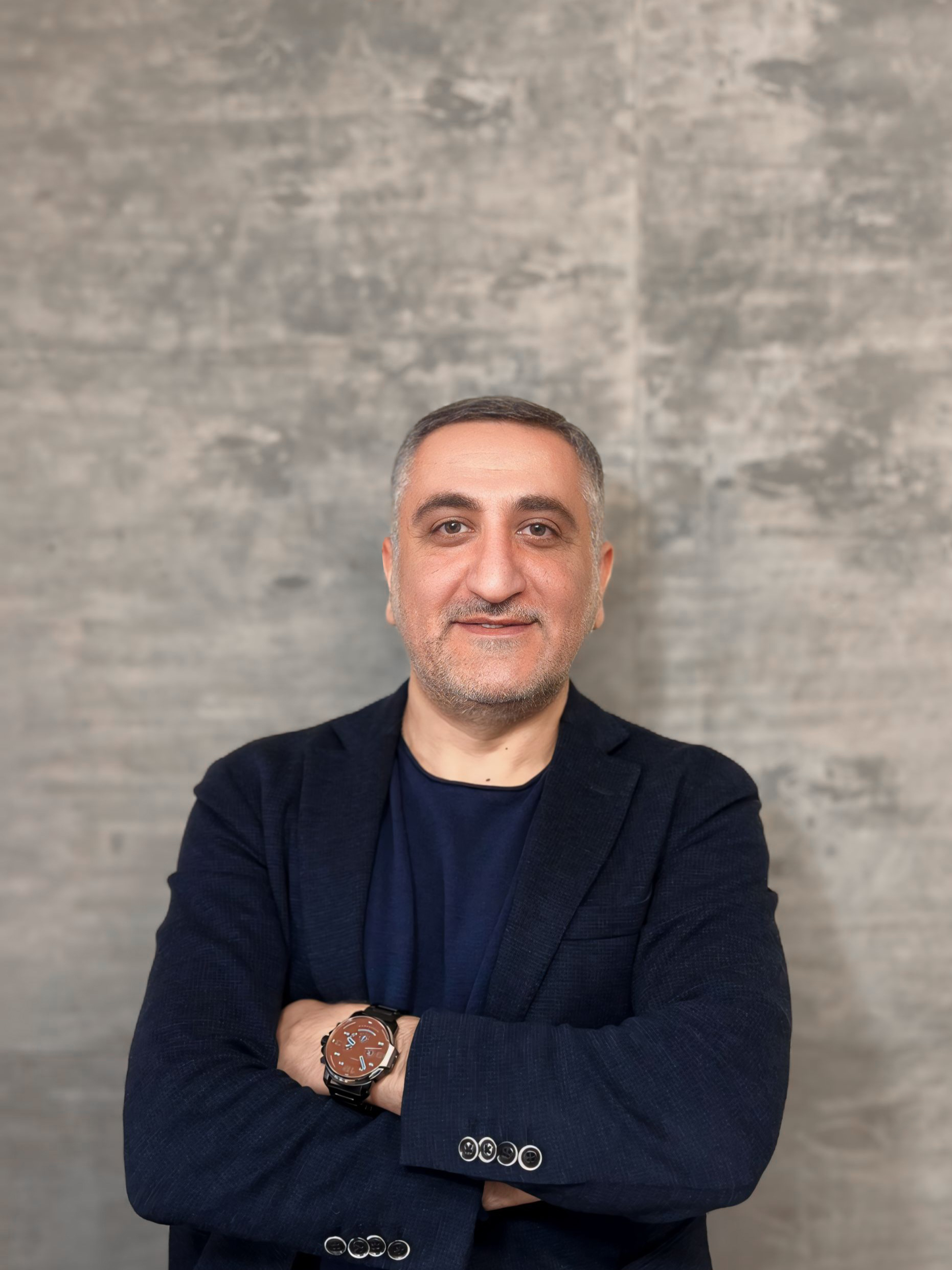 Eric Hovhannisyan