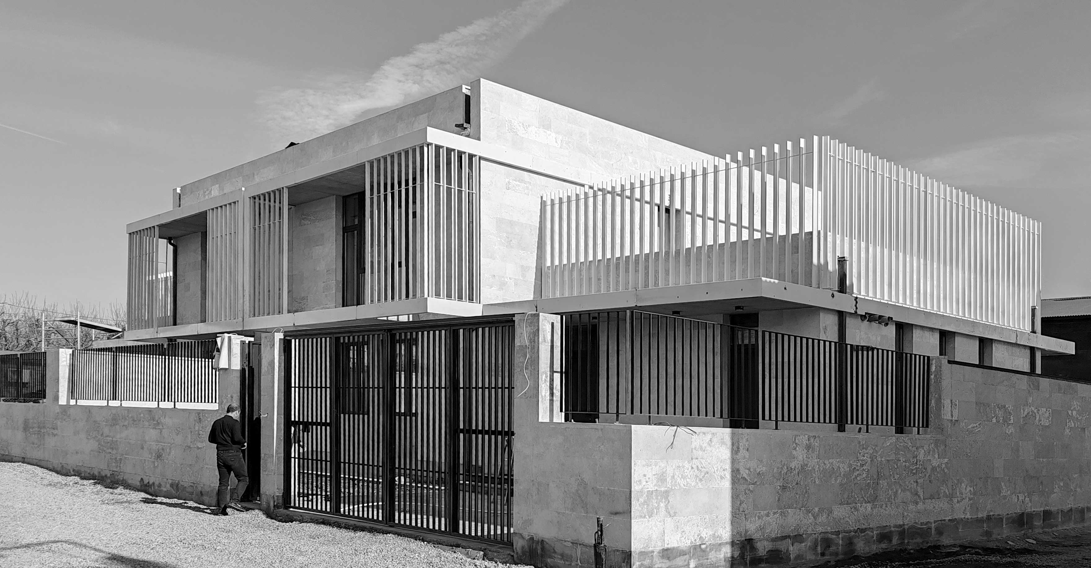 Mirrored Houses: Final touches
